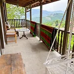 каменната къща Villa *
