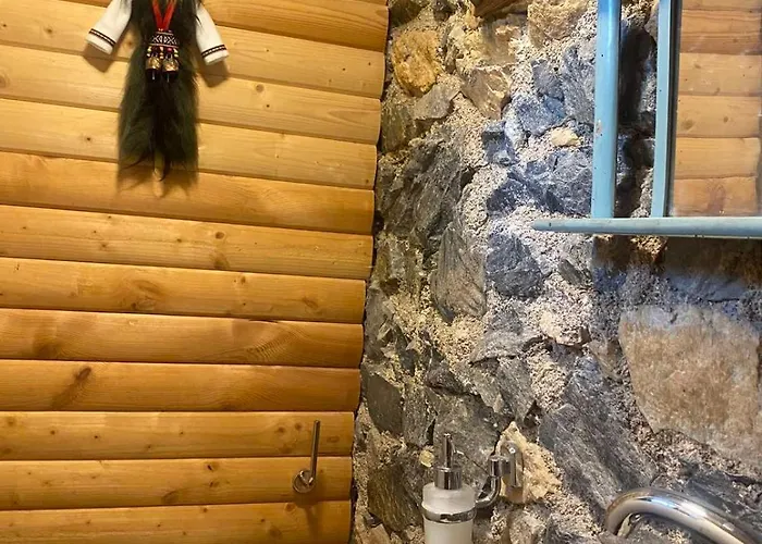 ヴィラ каменната къща