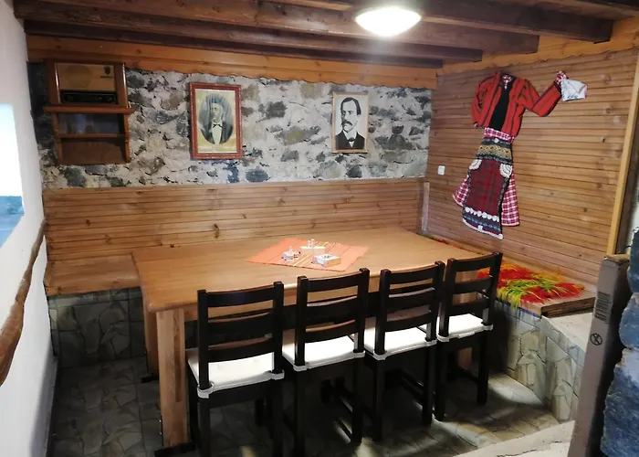 ヴィラ каменната къща